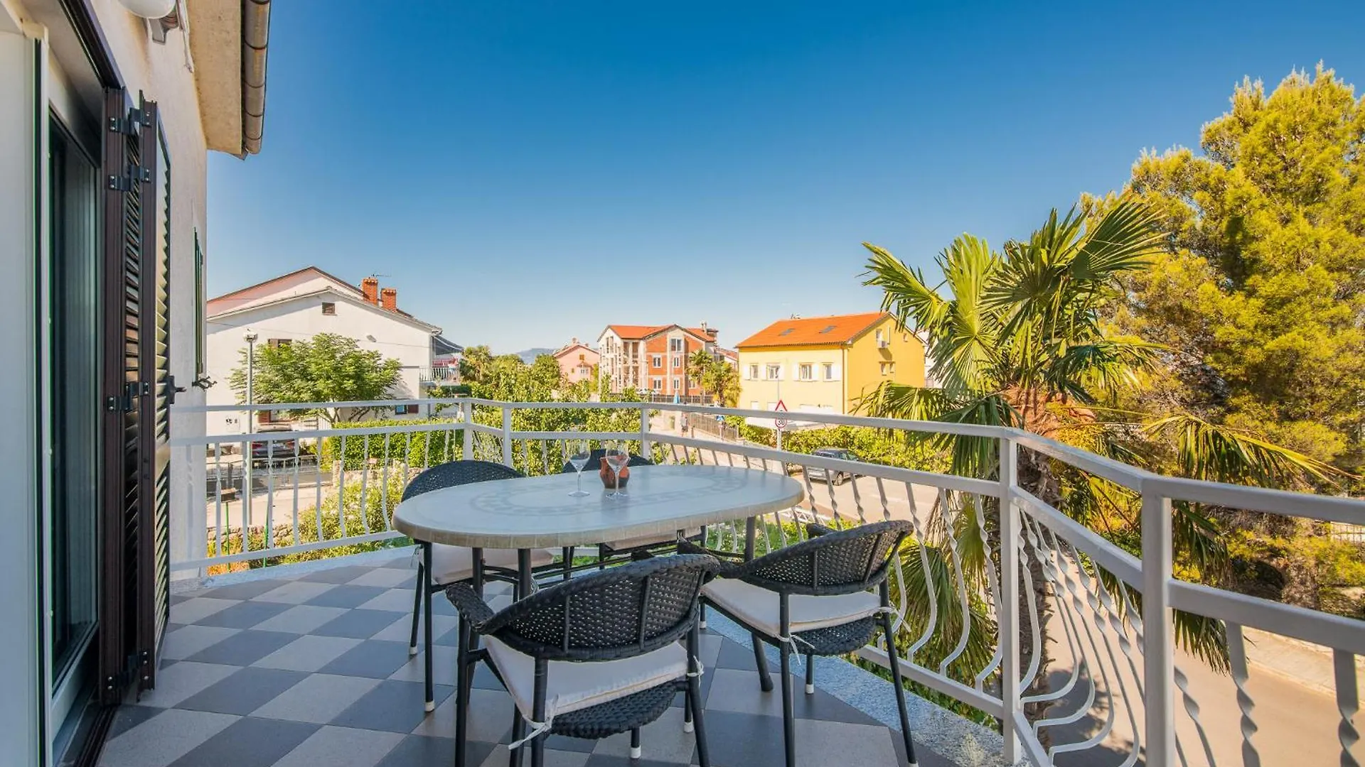 Apartment Kantun1 Njivice